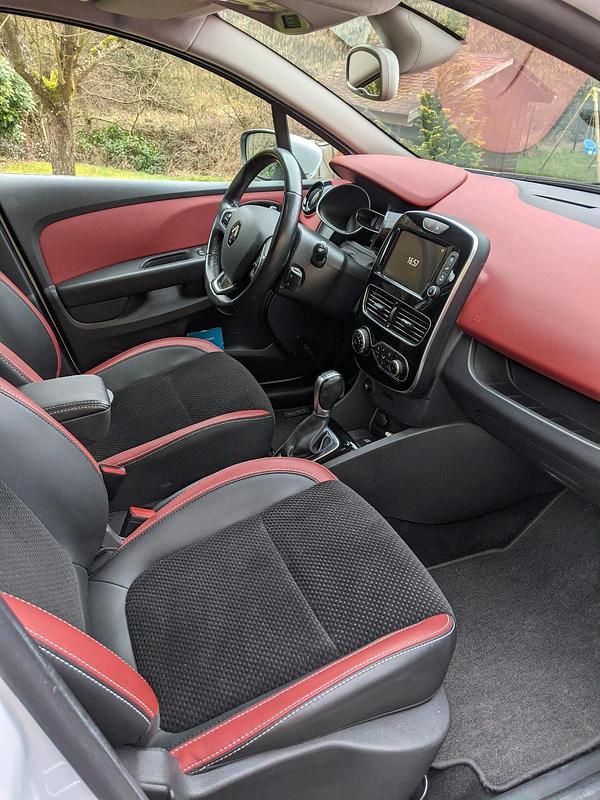 Gebraucht Renault Clio GrandTour 90 PS (66 kW) 2017 Weiß Kombi