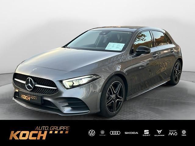 Grau Gebraucht 2022 Mercedes A200 AMG line Limousine | 26.830 € (Fairer Preis) - Bild 1/4