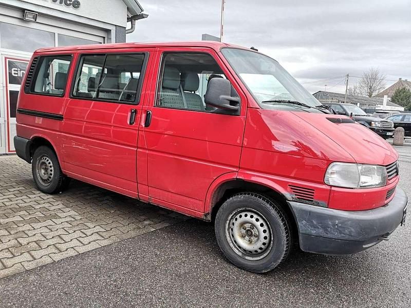 Gebraucht VW Caravelle 88 PS (64 kW) 2002 Rot Van / Kleinbus