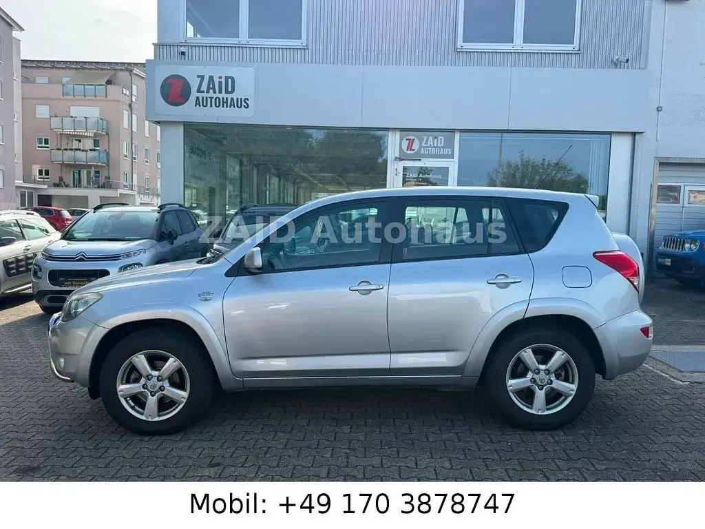 Gebraucht Toyota RAV4 Sol 177 PS (130 kW) 2007 Ultra silver SUV
