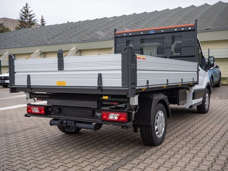 Gebraucht Ford Transit Trend 155 PS (114 kW) 2024 Frozen white