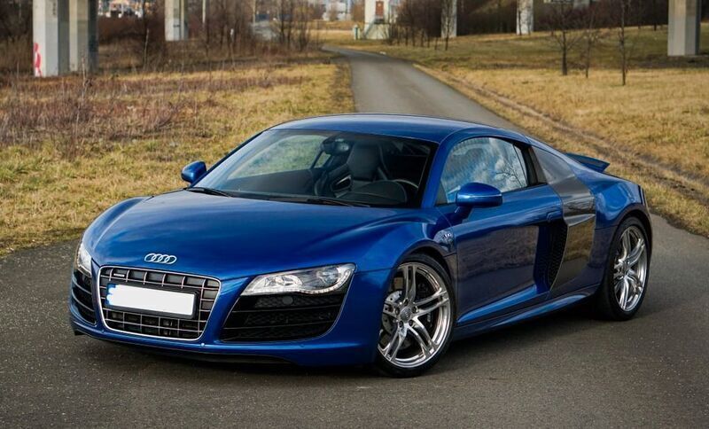 Blau Gebraucht 2010 Audi R8 Coupé Sport Coupé | 92.500 € (Teuer) - Bild 1/4