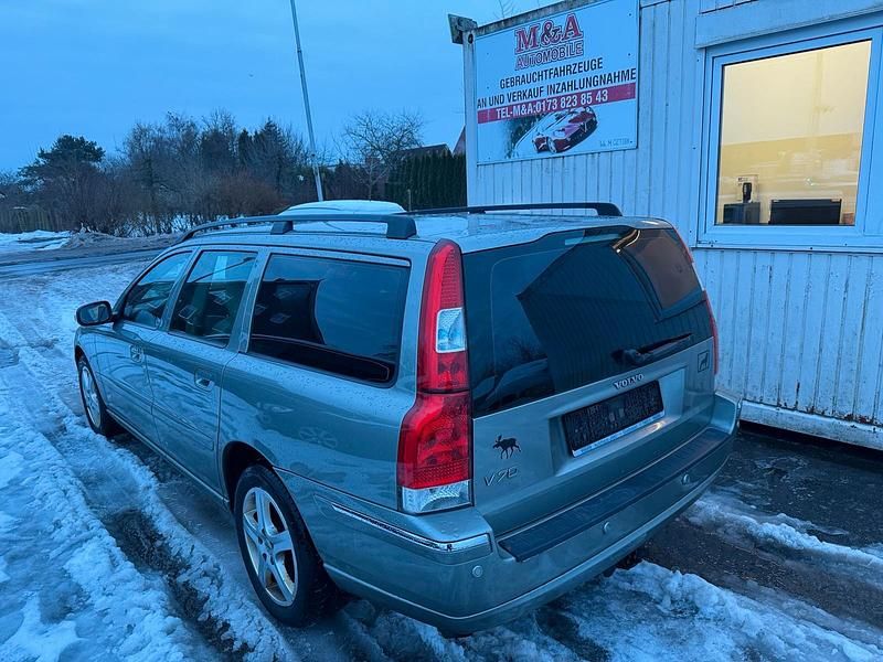Gebraucht Volvo V70 210 PS (154 kW) 2006 Grau Kombi