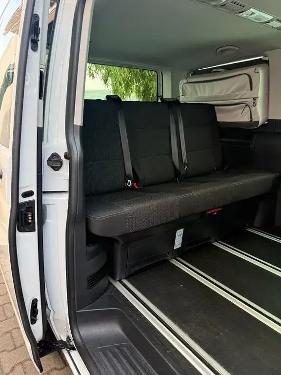 Gebraucht VW Multivan 114 PS (83 kW) 2019 Schwarz Van / Kleinbus