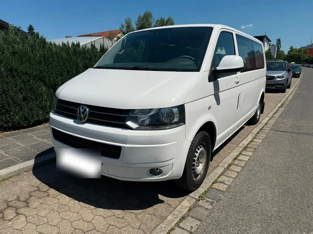 Gebraucht VW Caravelle 140 PS (102 kW) 2011 Weiß Van