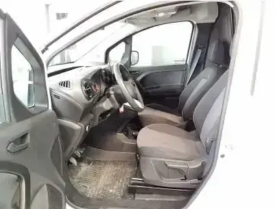 Gebraucht Mercedes Citan 110 102 PS (75 kW) 2025 Weiß Van / Kleinbus