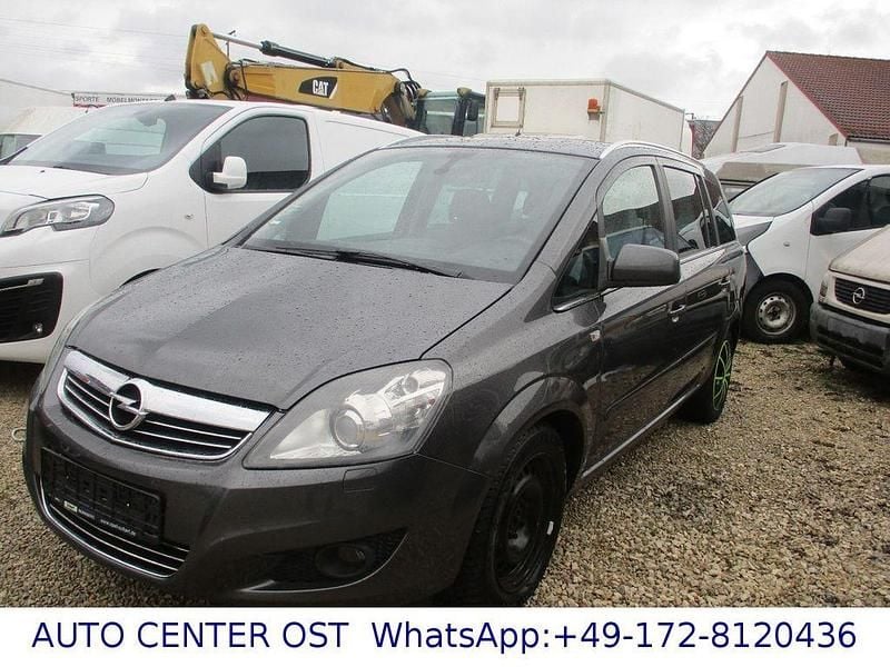 Gebraucht Opel Zafira Edition 120 PS (88 kW) 2010 Van / Kleinbus