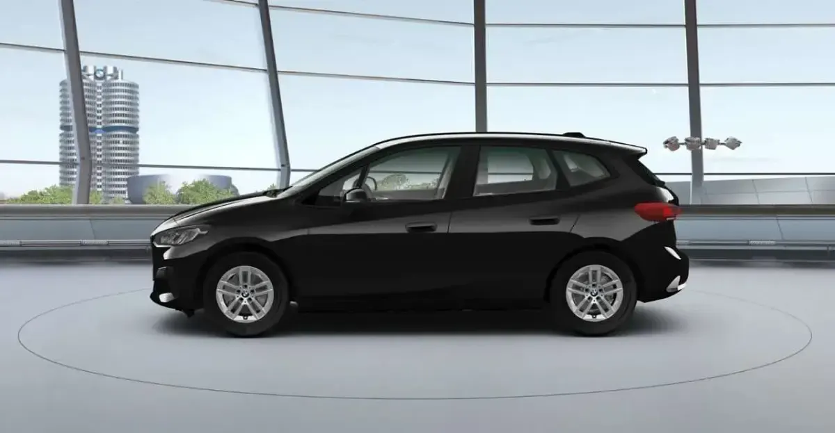 Neu BMW 218 Active Tourer 136 PS (100 kW) 2025 Schwarz uni Van / Kleinbus