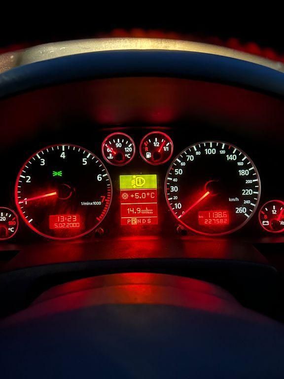 Gebraucht Audi A6 Sport 220 PS (161 kW) 2002 Blau Kombi