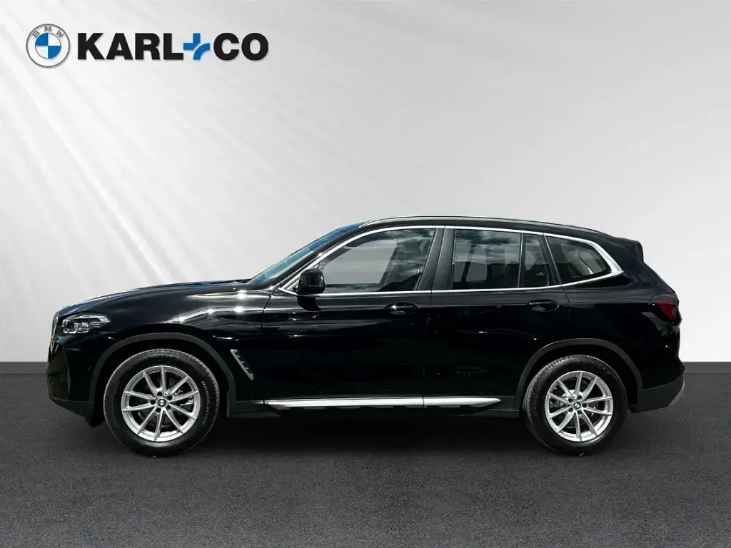 Gebraucht BMW X3 Sport Line 190 PS (139 kW) 2024 Schwarz SUV