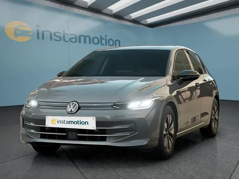 Gebraucht VW Golf VIII 150 PS (110 kW) 2025 Grau Kleinwagen