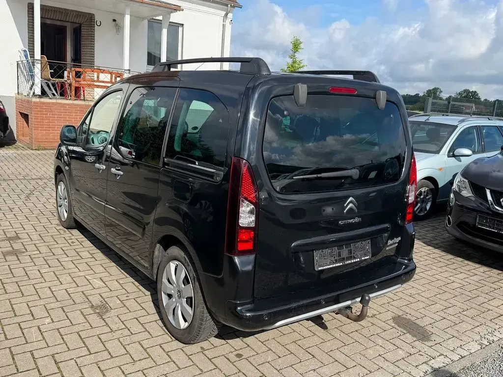 Gebraucht Citroën Berlingo SELECTION 114 PS (83 kW) 2014 Schwarz Van / Kleinbus