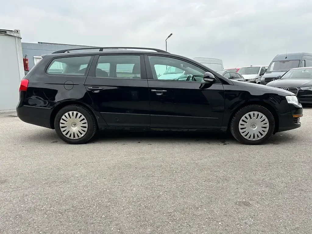 Gebraucht VW Passat Trendline 105 PS (77 kW) 2010 Schwarz Kombi