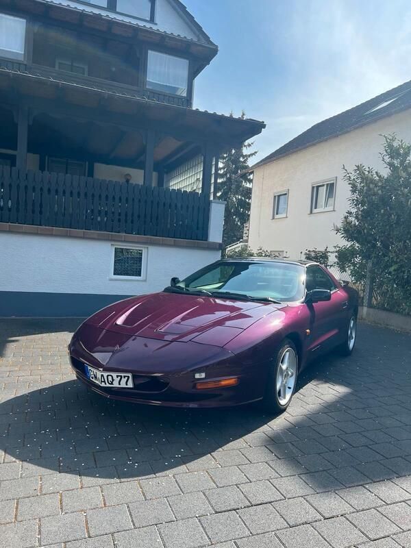 Violet Gebraucht 1995 Pontiac Firebird Coupé | 6.200 € - Bild 1/4