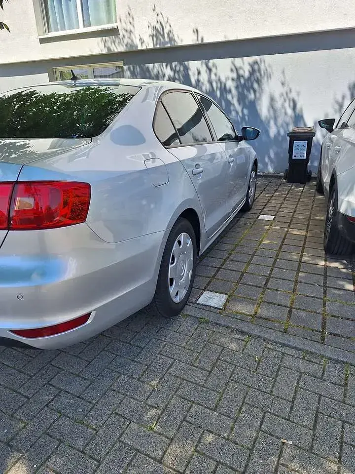 Gebraucht VW Jetta 150 PS (110 kW) 2014 Limousine