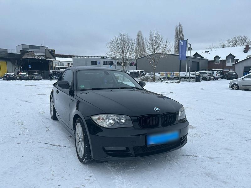 Gebraucht BMW 118 Coupé 143 PS (105 kW) 2010 Schwarz Coupé