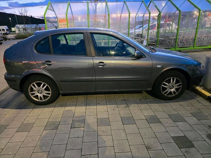 Gebraucht Seat Leon 2002 Grau Kleinwagen