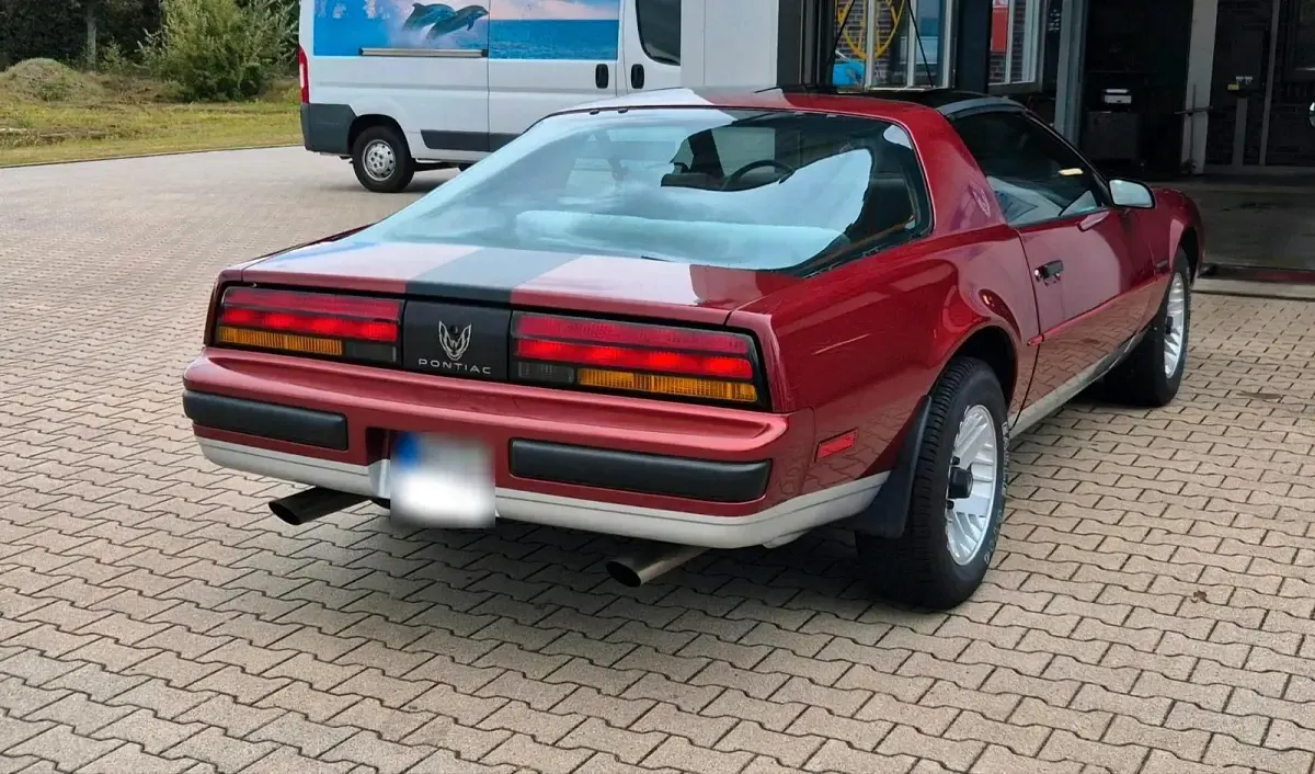 Gebraucht Pontiac Firebird 136 PS (100 kW) 1988 Rot Coupé