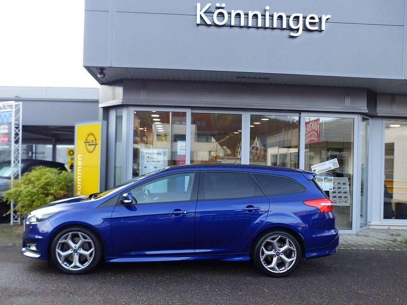 Usata Ford Focus ST 250 CV (183 kW) 2017 Blu Station wagon