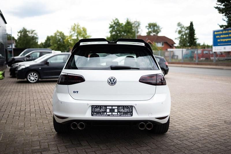 Gebraucht VW Golf VII GTE 150 PS (110 kW) 2015 Weiß Kleinwagen