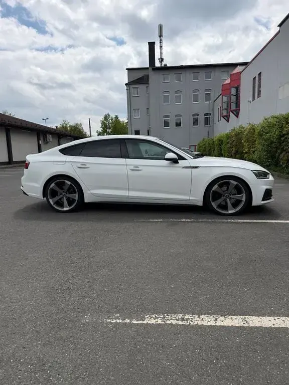 Gebraucht Audi A5 S-Line 190 PS (139 kW) 2019 Weiß Coupé