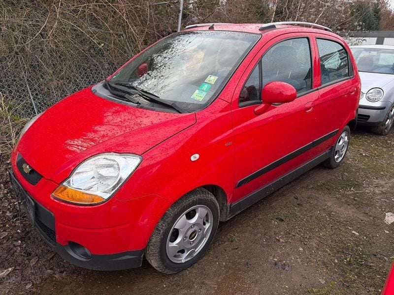 Gebraucht Chevrolet Matiz 52 PS (38 kW) 2010 Rot Kleinwagen