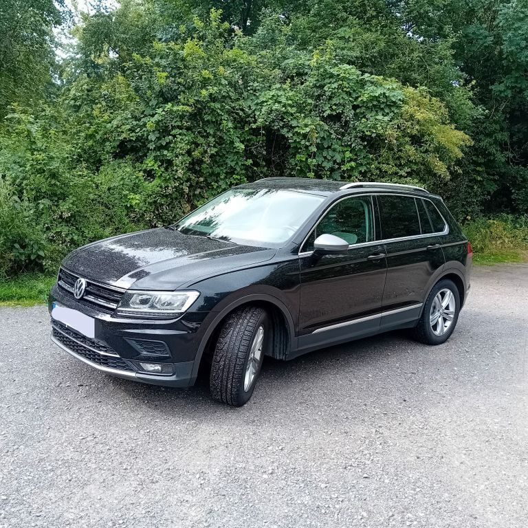 Schwarz Gebraucht 2017 VW Tiguan SUV | 19.750 € (Guter Preis) - Bild 1/4