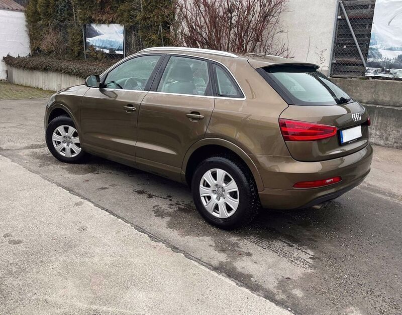 Braun Gebraucht 2012 Audi Q3 SUV | 15.950 € (Teuer) - Bild 1/4