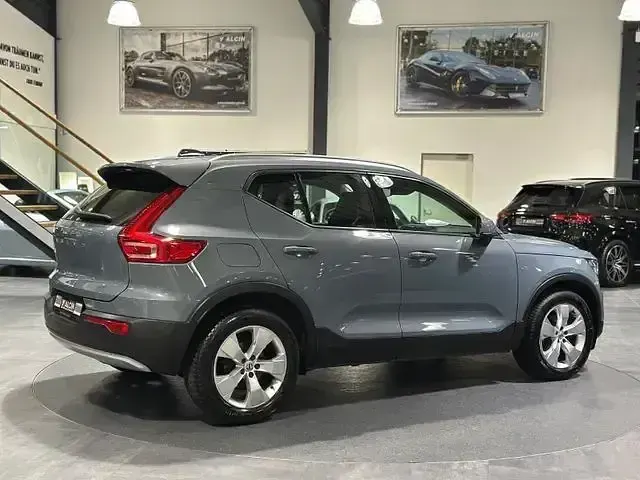 Second-hand Volvo XC40 Momentum 173 CP (127 kW) 2019 Gri SUV