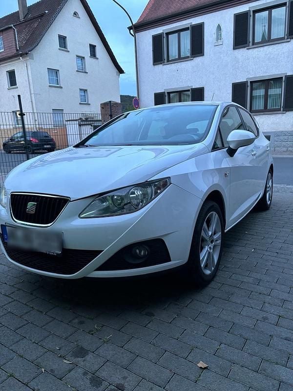 Gebraucht Seat Ibiza 105 PS (77 kW) 2009 Weiß Limousine