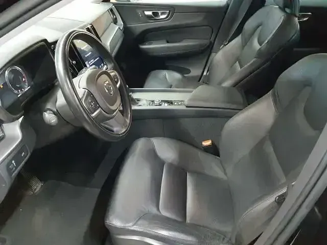 Gebraucht Volvo XC60 Momentum 2019 Andere SUV