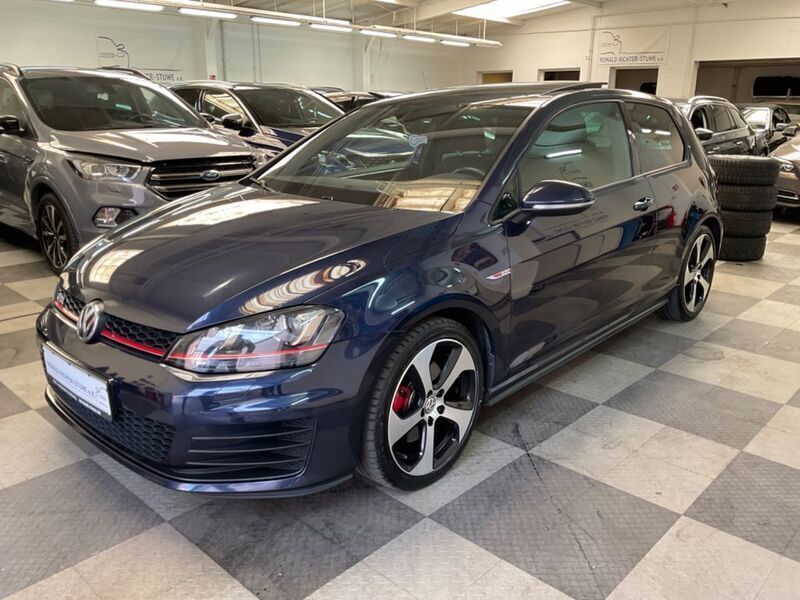 Blau Gebraucht 2016 VW Golf VII GTI Limousine | 14.999 € (Guter Preis) - Bild 1/4