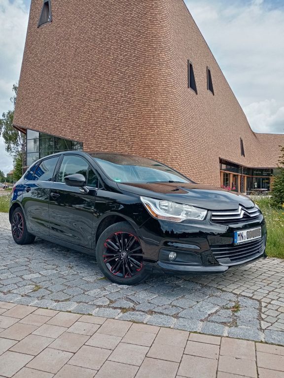 Gebraucht Citroën C4 SELECTION 120 PS (88 kW) 2011 Schwarz Limousine