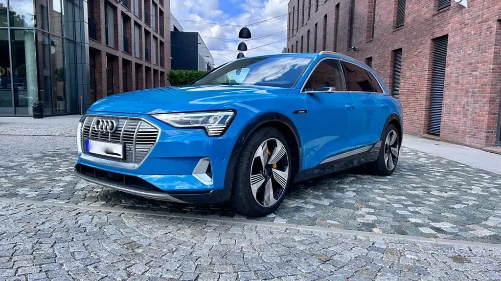Gebraucht Audi e-tron Advanced Plus 300 kW (408 PS) 2019 Blau SUV