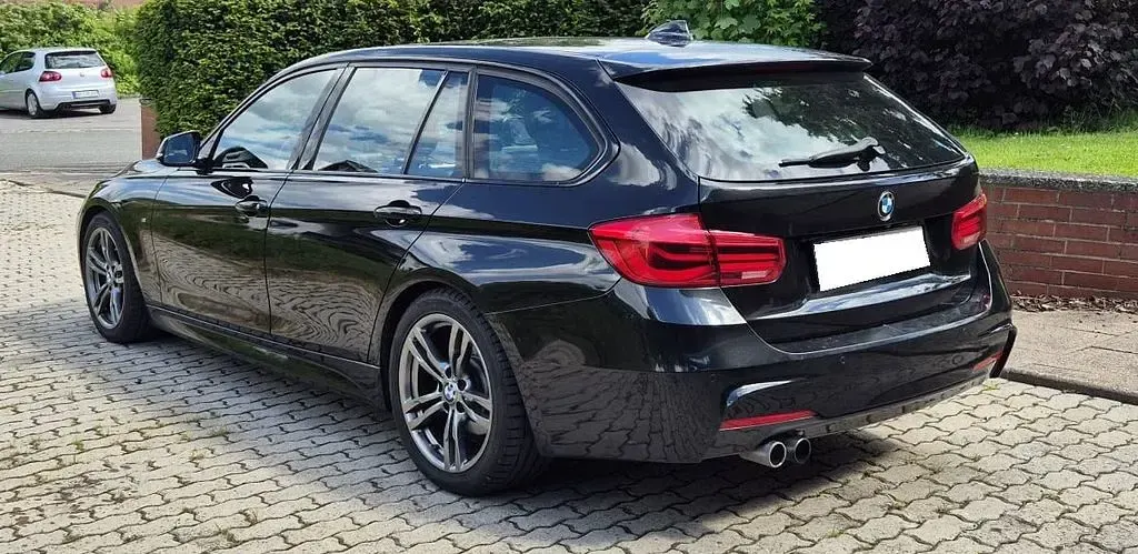Gebraucht BMW 330 M Sport 252 PS (185 kW) 2016 Schwarz Kombi