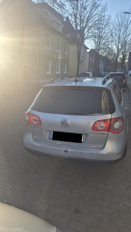 Gebraucht VW Passat 105 PS (77 kW) 2007 Silber Kombi