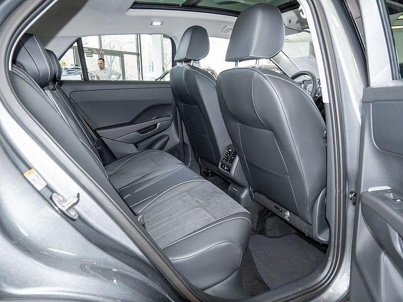 Neu VW T-Roc Style 150 PS (110 kW) 2026 Grau SUV