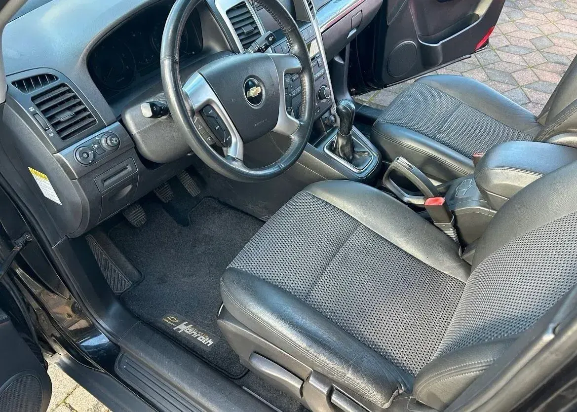 Gebraucht Chevrolet Captiva 204 PS (150 kW) 2010 Schwarz SUV