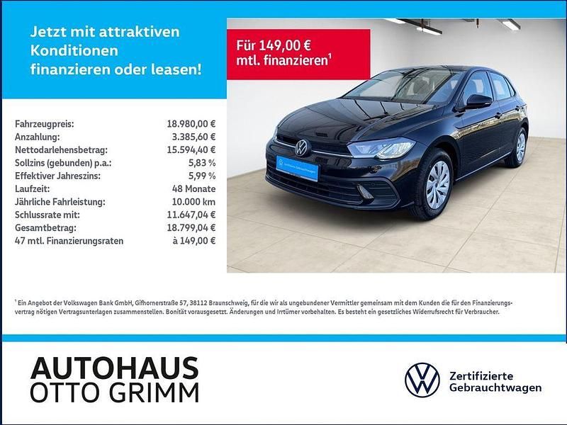 Schwarz (deep black perleffekt) Gebraucht 2024 VW Polo Life Limousine | 18.980 € (Fairer Preis) - Bild 1/4