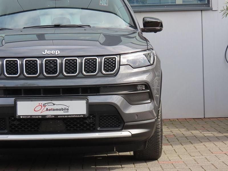 Second-hand Jeep Compass 131 CP (96 kW) 2024 Gri SUV
