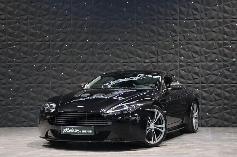 Schwarz Gebraucht 2013 Aston Martin V12 Vantage | 128.900 € (Fairer Preis) - Bild 1/4