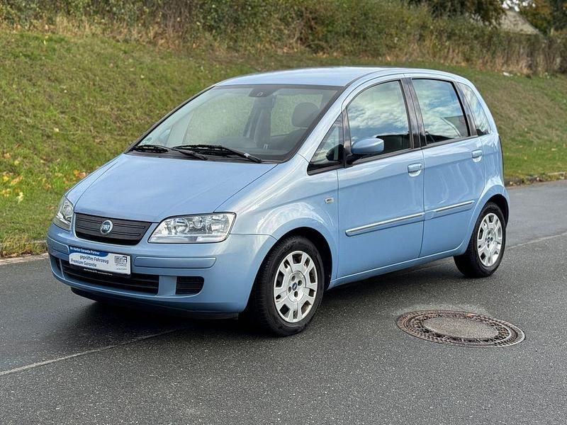Blau Gebraucht 2006 Fiat Idea Dynamic Van / Kleinbus | 3.700 € (Fairer Preis) - Bild 1/4