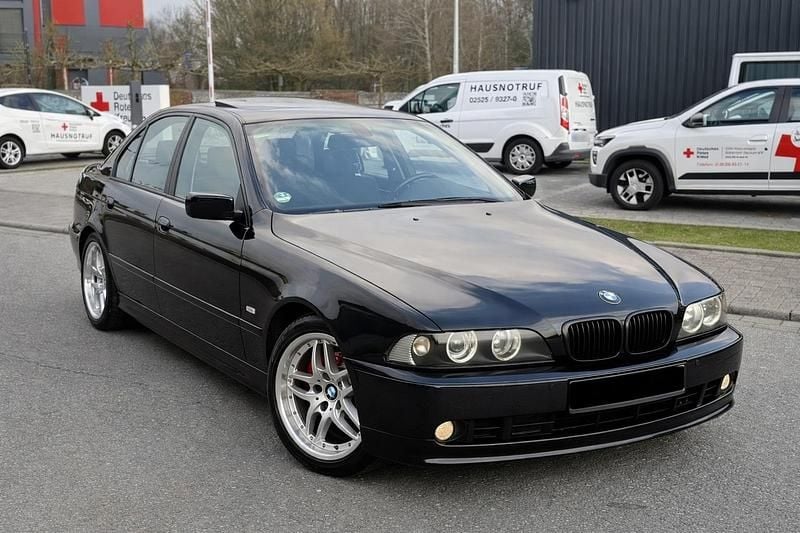 Second-hand BMW 525 192 CP (141 kW) 2002 Negru Berlinǎ