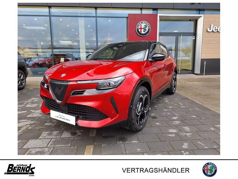 Neu Alfa Romeo Junior Ti 114 kW (156 PS) 2026 Rosso brera mit schwarzem dach (metallic) SUV