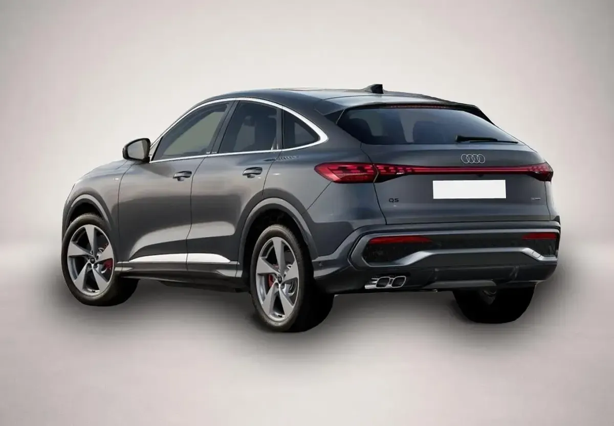Neu Audi Q5 Sportback Comfort 299 PS (219 kW) 2026 Manufacturer SUV
