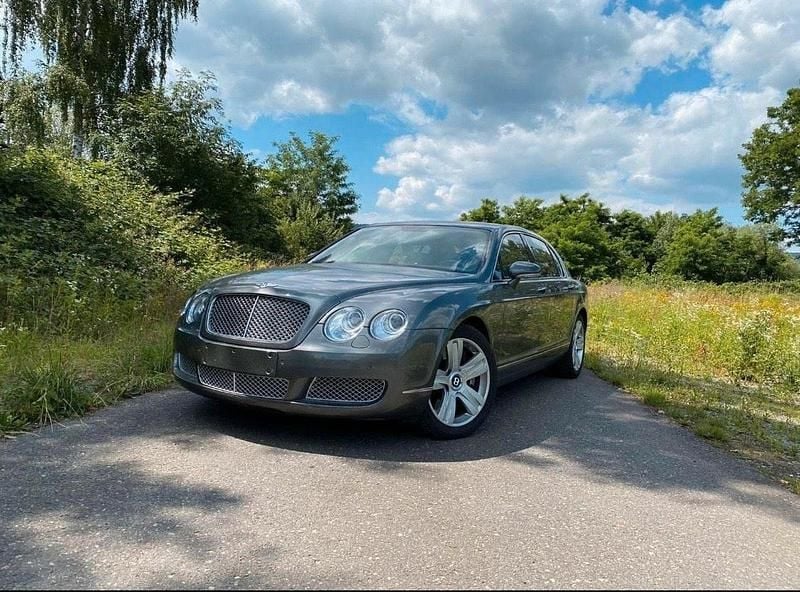 Gebraucht Bentley Continental Flying Spur 560 PS (411 kW) 2009 Grau Limousine
