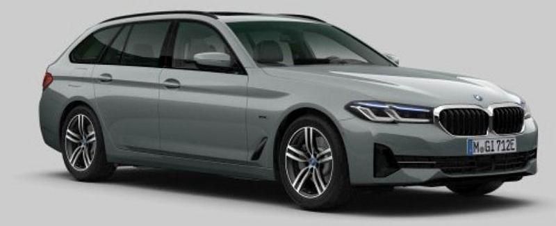 Gebraucht BMW 530e Shadowline 184 PS (135 kW) 2022 Skyscraper grey Kombi