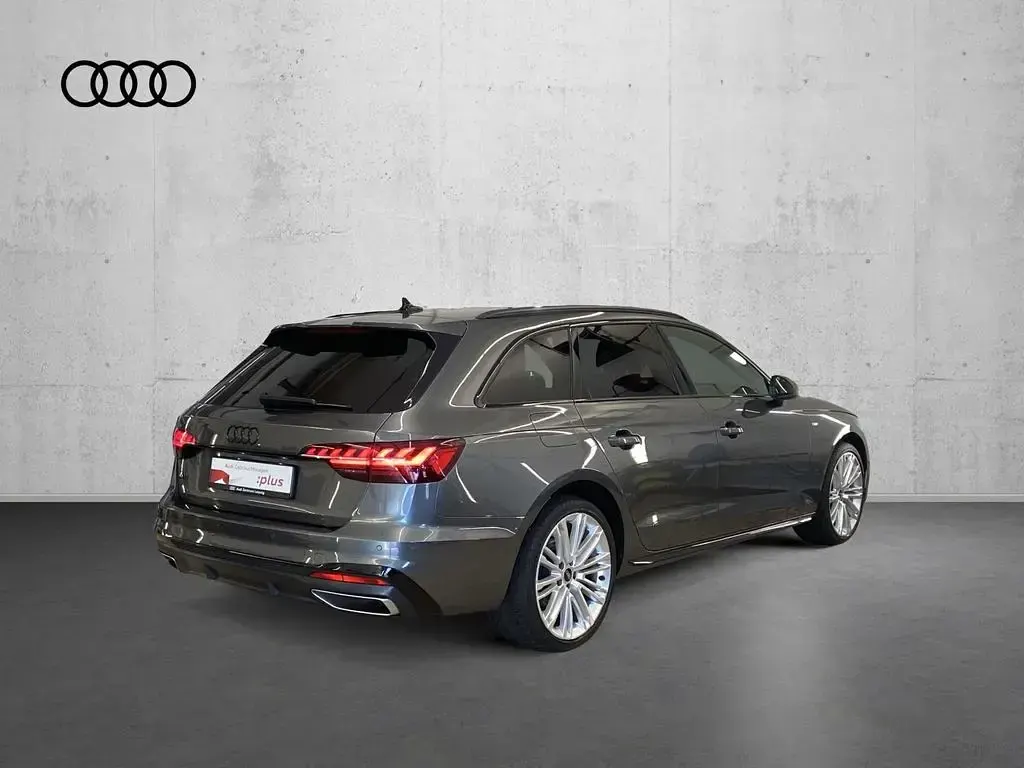 Gebraucht Audi A4 Competition 170 PS (125 kW) 2022 Daytonagrau perleffekt Kombi