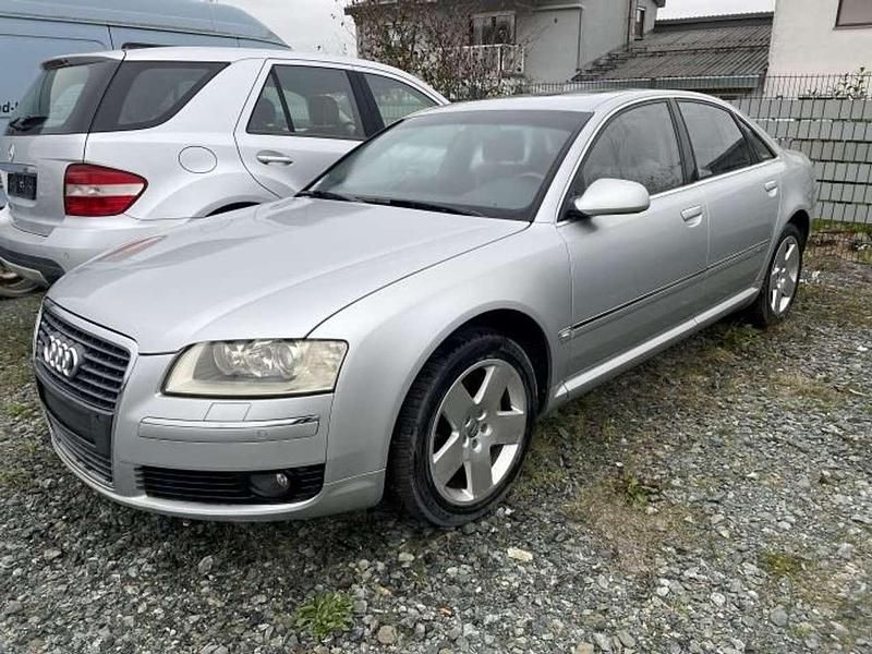 Silber Gebraucht 2006 Audi A8 S-Line Limousine | 3.900 € (Superpreis) - Bild 1/4