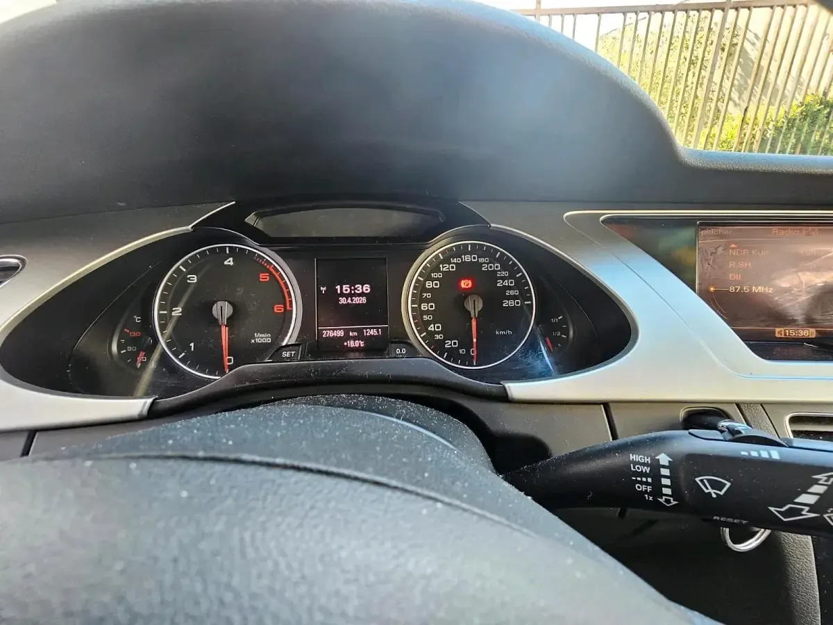 Gebraucht Audi A4 143 PS (105 kW) 2011 Schwarz Kombi